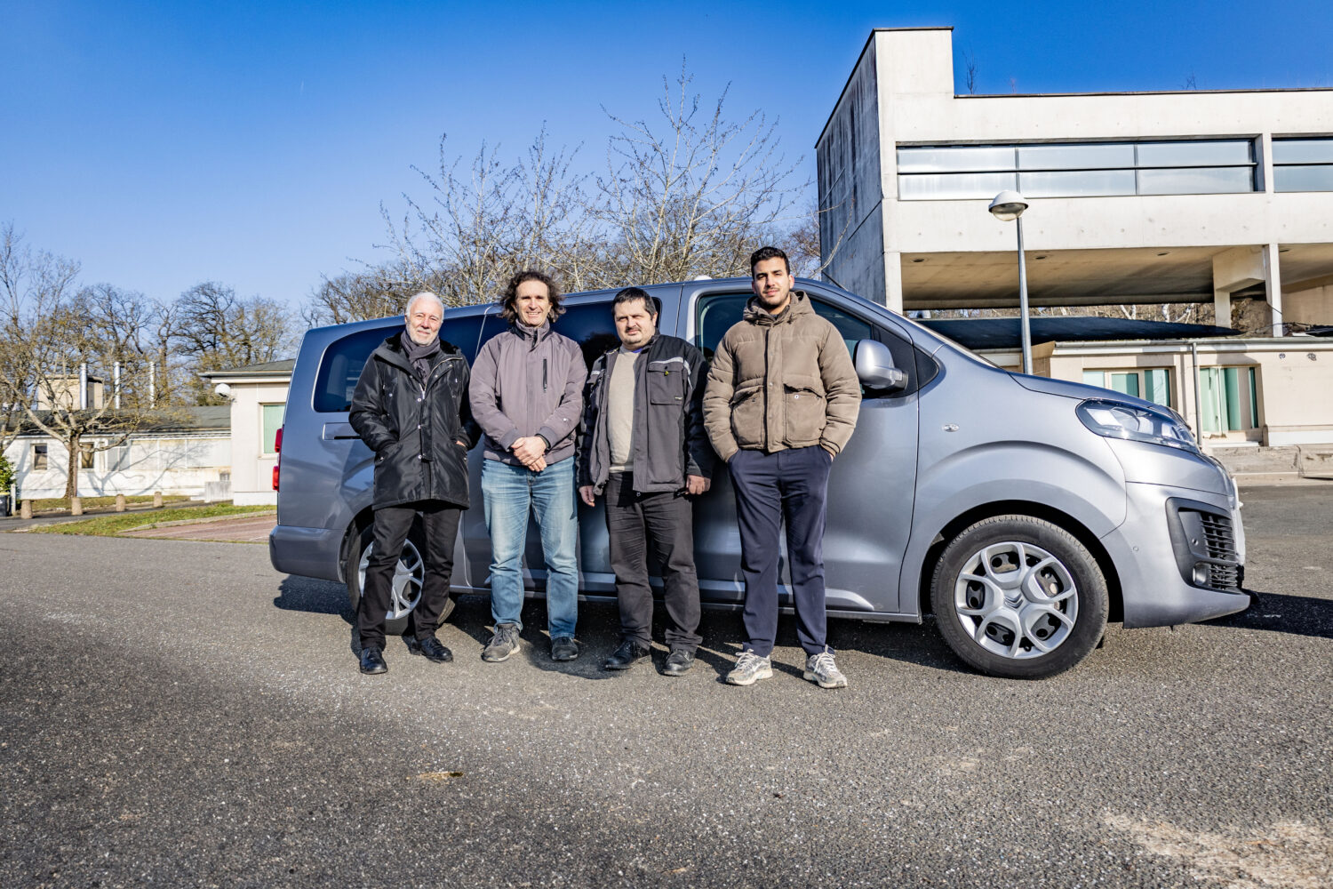 Illustration de la news SuburVAN présente son robotaxi à la française