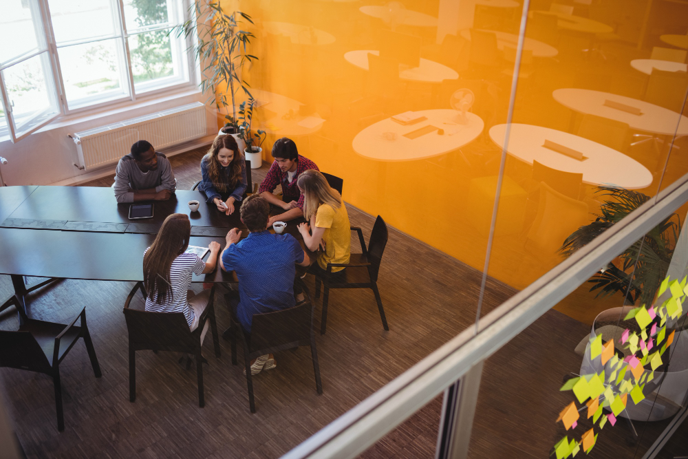 Logo de la startup Création d’une culture collaborative : l’importance du lieu de réunion dans une startup
