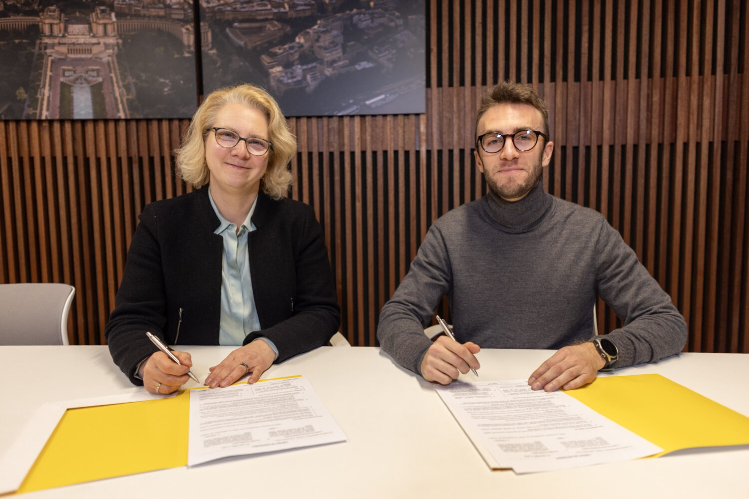 Illustration de la news L'IÉSEG investit dans Compleducation pour transformer l'éducation grâce à l'IA