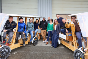 Humbird équipe plus de 70 territoires avec son WoodyBus pour la mobilité scolaire active